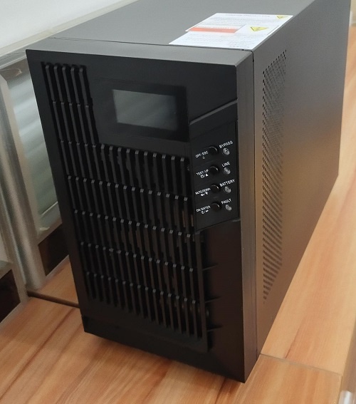 ups51漫画开机充电多长时间能启动